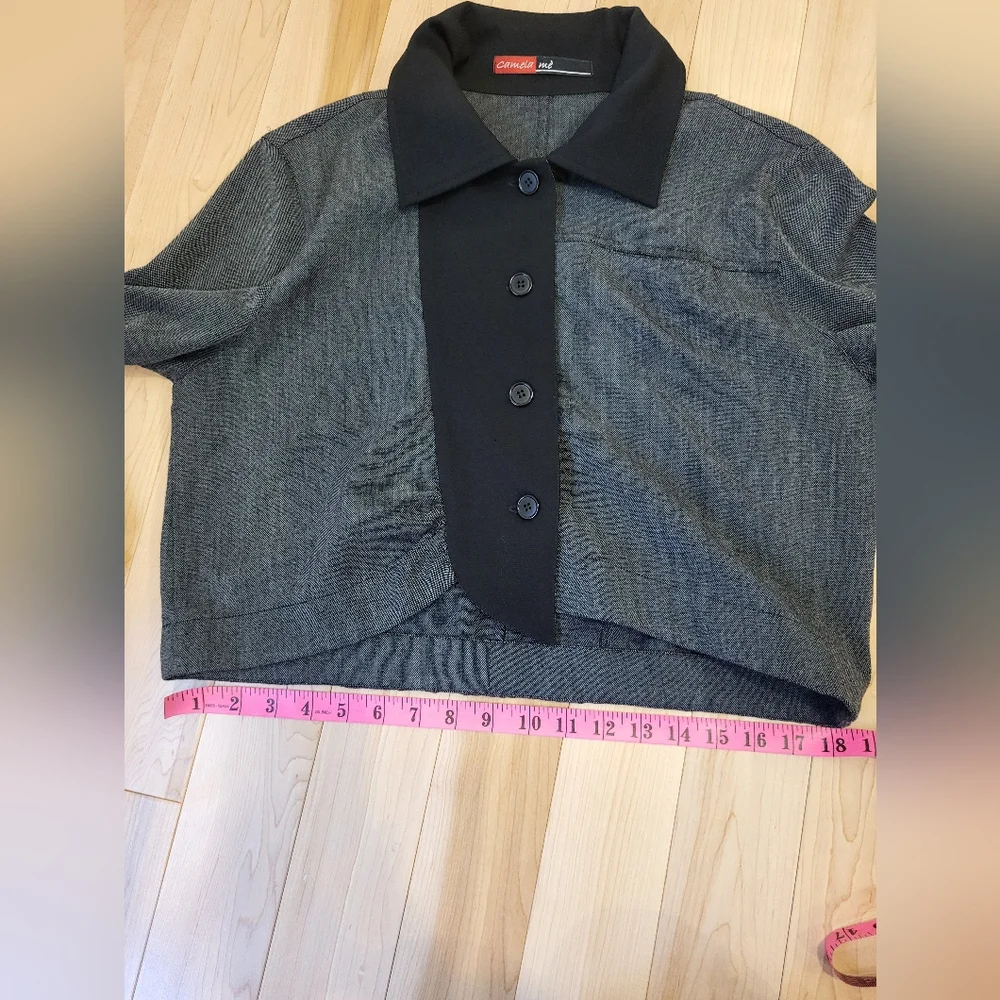 EUC Camela Mè Gray and Black Jacket - Picture 11 of 16